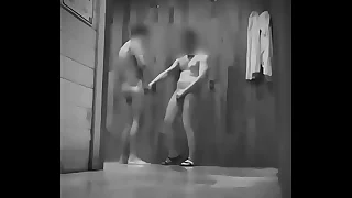Amateur guys caught having enjoyment in the gym's public shower